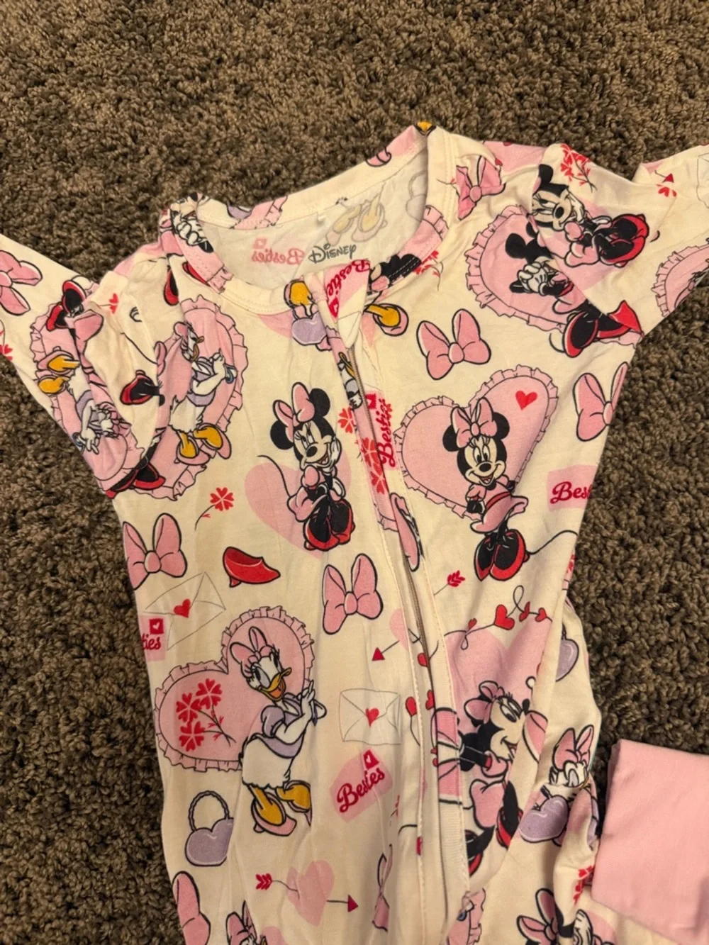 NWOT Posh Peanut x Disney Minnie & Daisy Galentines zippy convertible footie